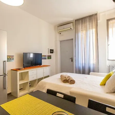 Alessia's Flat Lambrate Milan