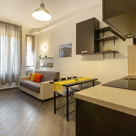 Alessia's Flat Lambrate Apartment *